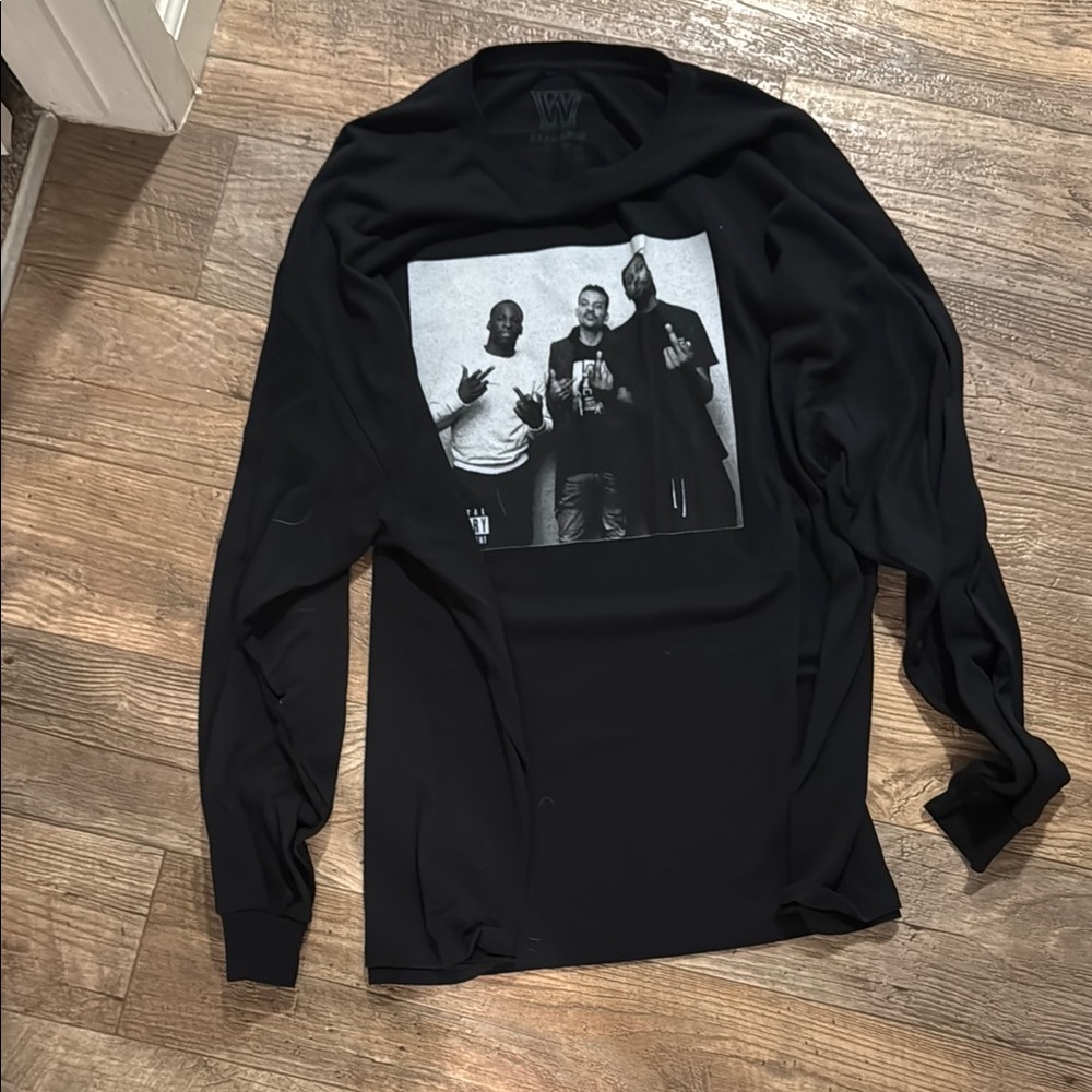 Black Graphic Long Sleeve Shirt